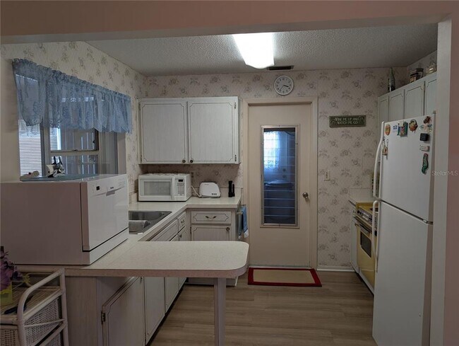 Building Photo - 4450 93rd Terrace