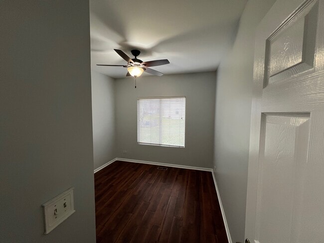 Building Photo - 1706 Fredericksburg Ln
