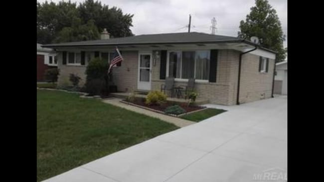 Building Photo - 29808 Bradner Dr