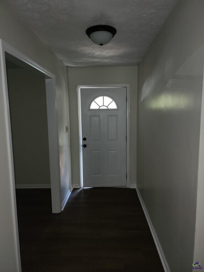 Building Photo - 1082 Lennox Pl