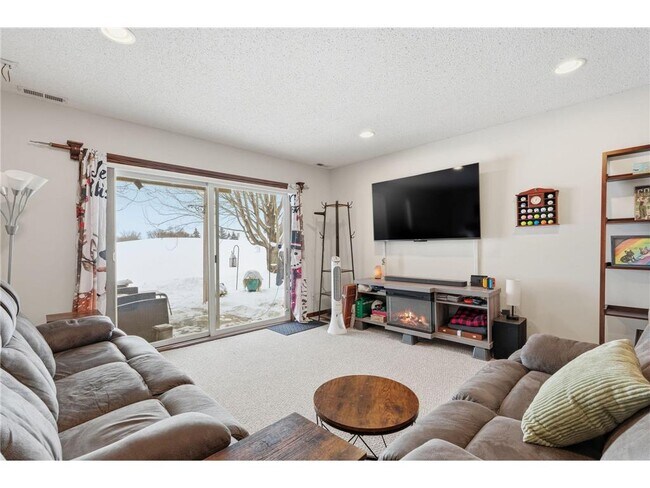 Building Photo - 3909 93rd Ave N