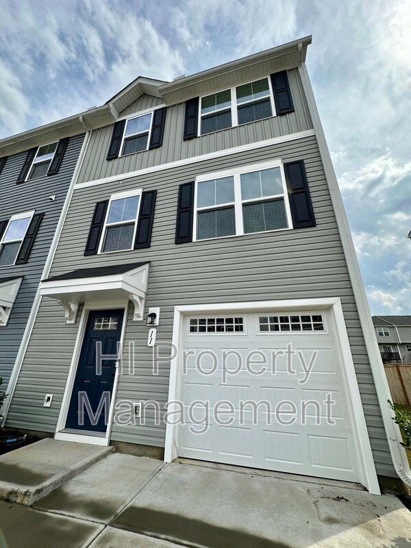 Building Photo - 11 High Pne Trl