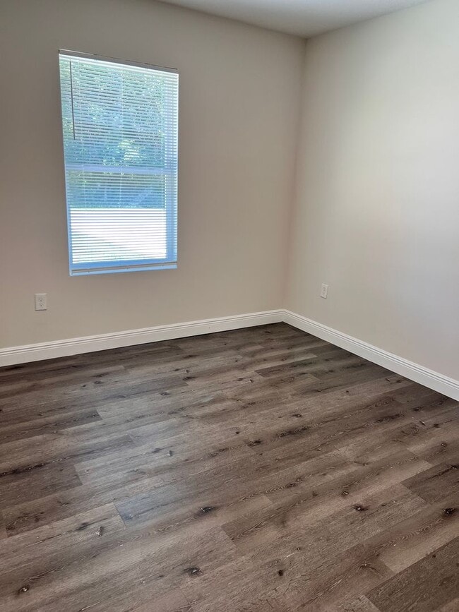 Building Photo - New Designer 3/2 in Kissimmee/Poinciana
