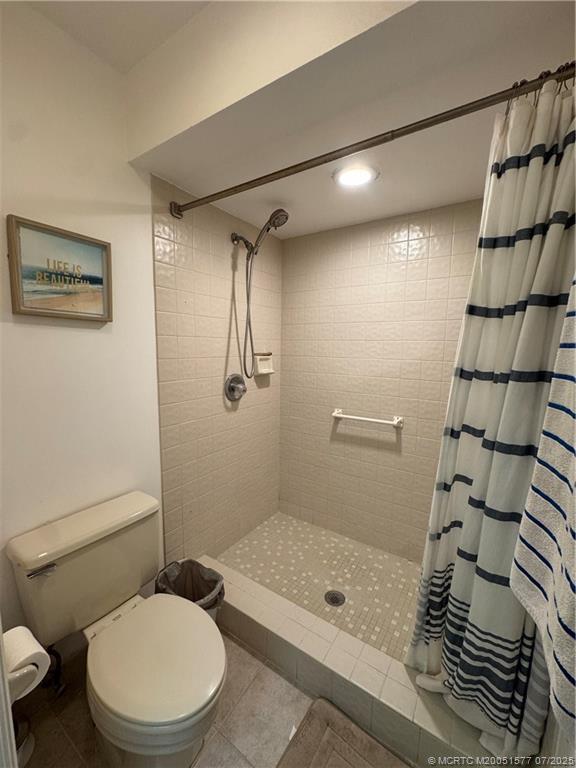Building Photo - 6142 SE Landing Way