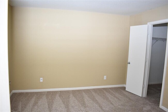 Building Photo - 13038 Brutus Hill Ln