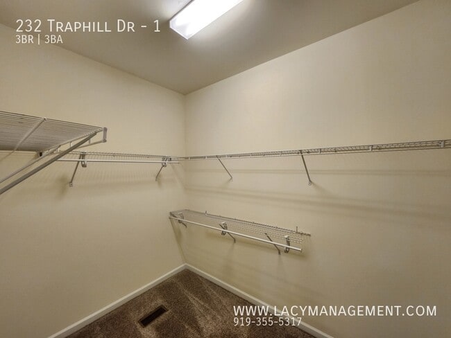 Building Photo - 232 Traphill Dr