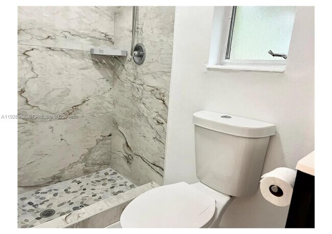 Building Photo - 2449 NW 73rd Ave