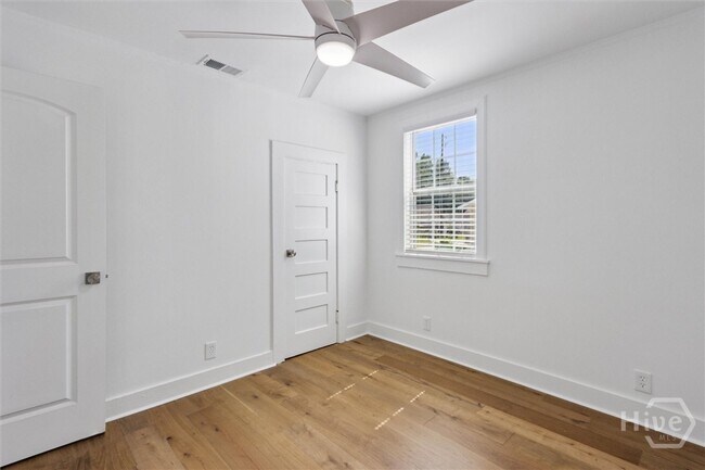 Building Photo - 2603 Livingston Ave