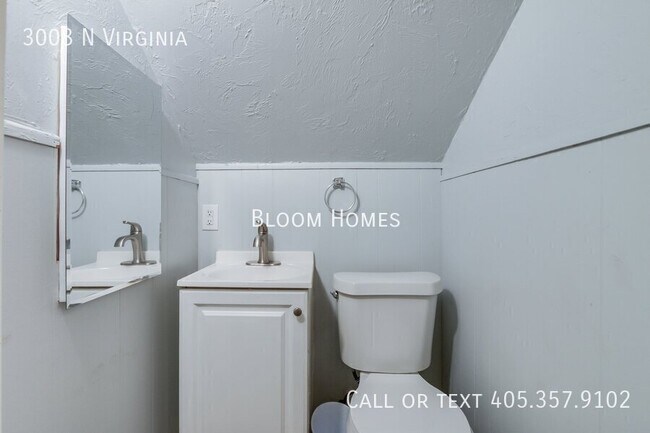 Building Photo - 3008 N Virginia-