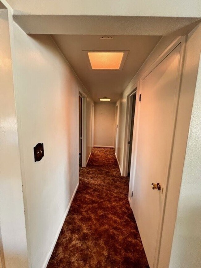 Building Photo - 9996 - Procurement Properties