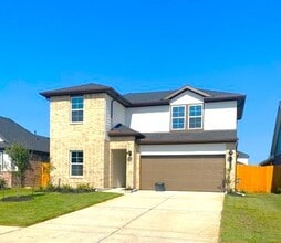 Building Photo - 4971 Edgewood Dr