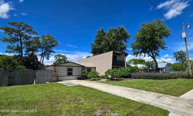 Building Photo - 6476 Pleasant Ave