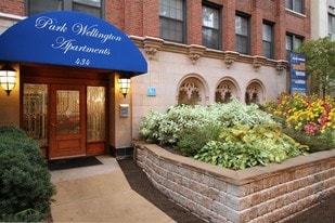 Building Photo - 434 Wellington