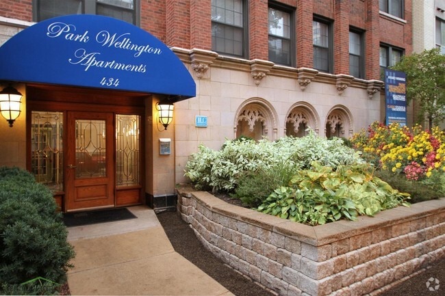 Building Photo - 434 Wellington