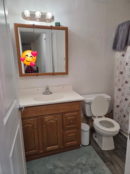 Building Photo - 1110 Hayes St