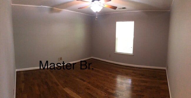 Building Photo - 1071 Valley Forge Rd