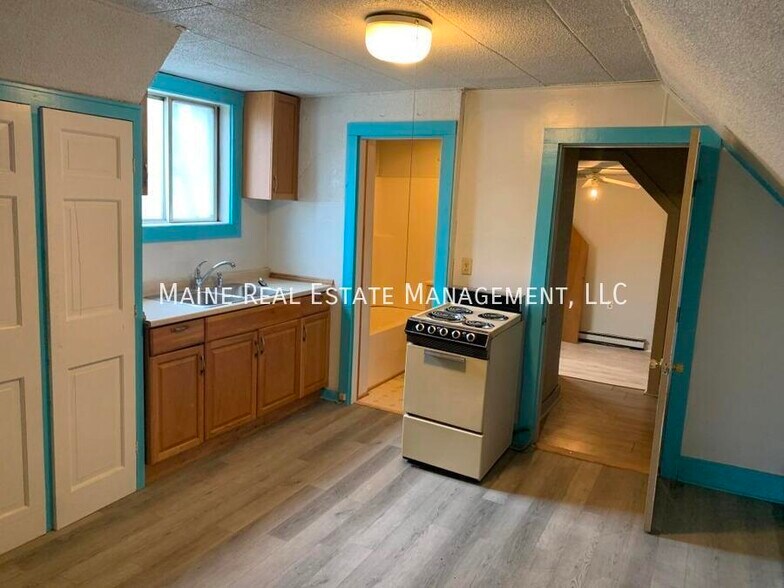 Primary Photo - 123 Union St
