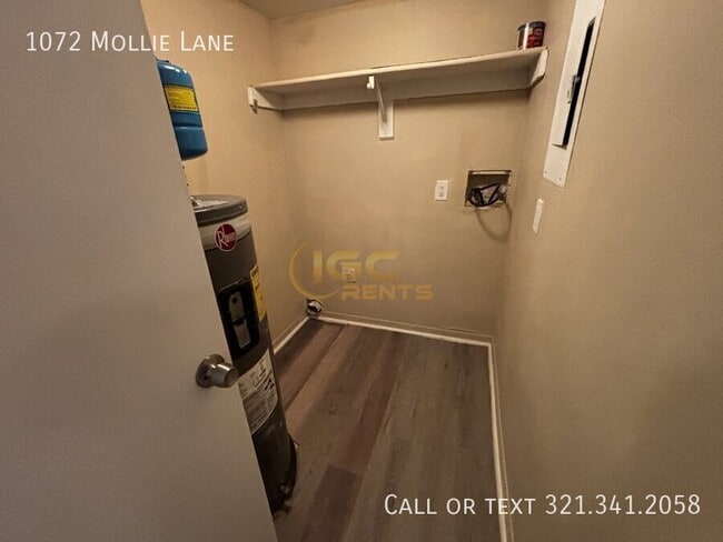 Building Photo - 1072 Mollie Ln