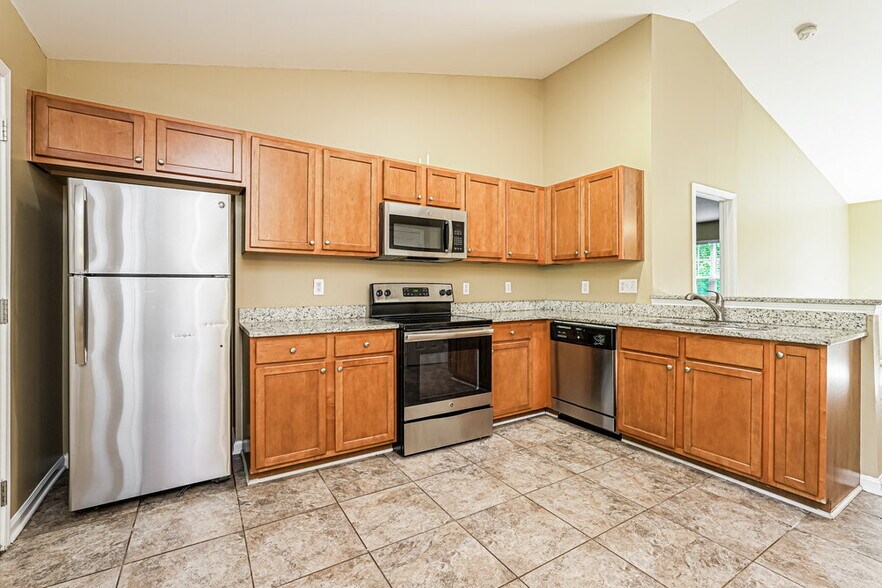 Building Photo - 3644 Thornaby Cir