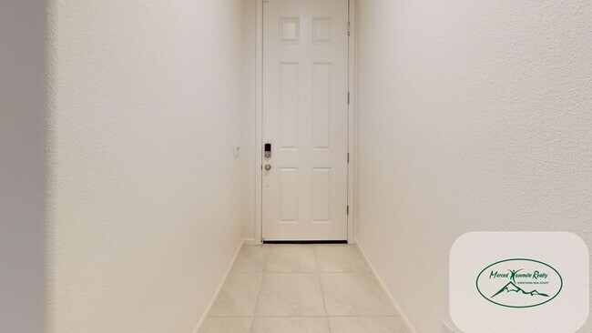 Building Photo - 2021 Built Home! - Must Apply to schedule viewing