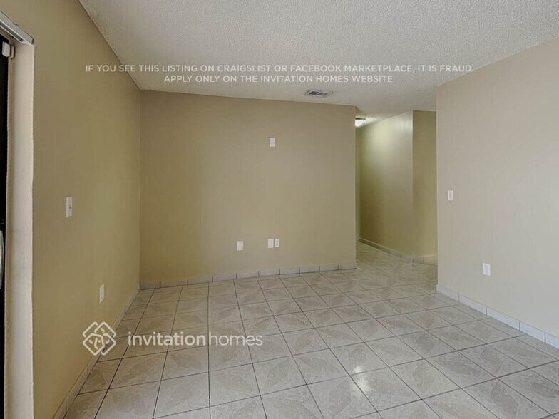 Building Photo - 5790 SW 156th Ct