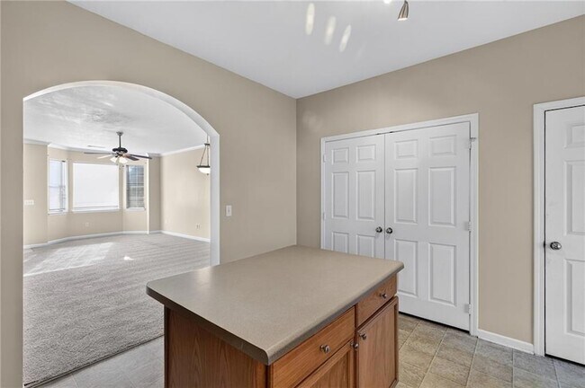 Building Photo - 2161 Del Lago Cir