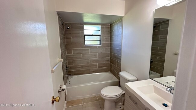 Building Photo - 3807 Jupiter Blvd SE