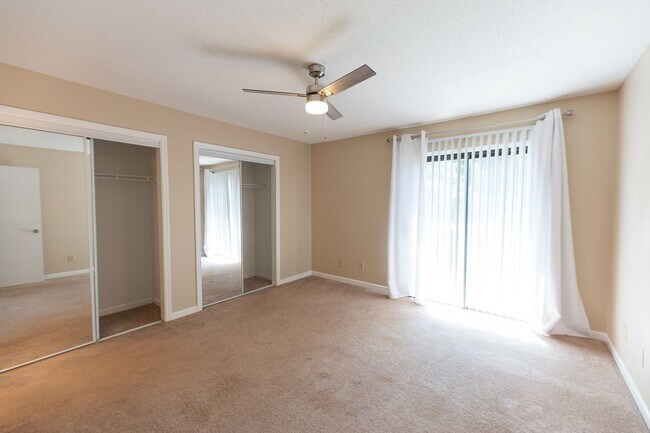 Building Photo - 185 Forest View Dr