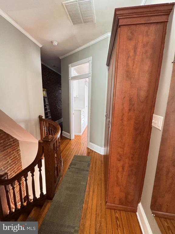 Building Photo - 15 Seaton Pl NW