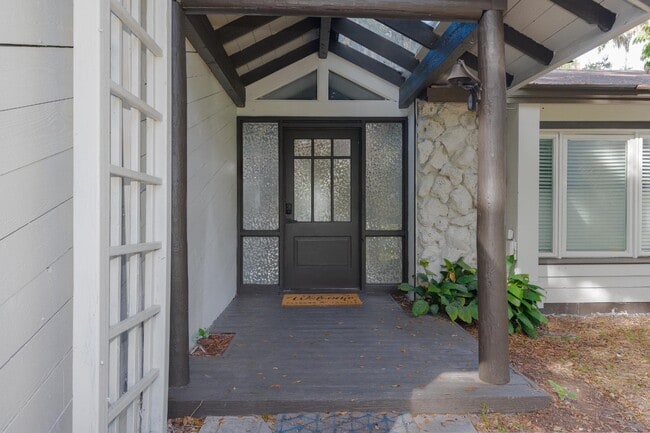 Building Photo - 1775 Harbor Rd