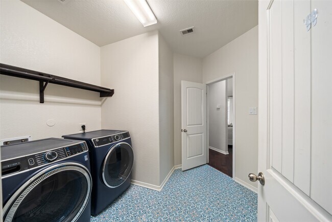 Building Photo - 163 Quail Meadow Dr