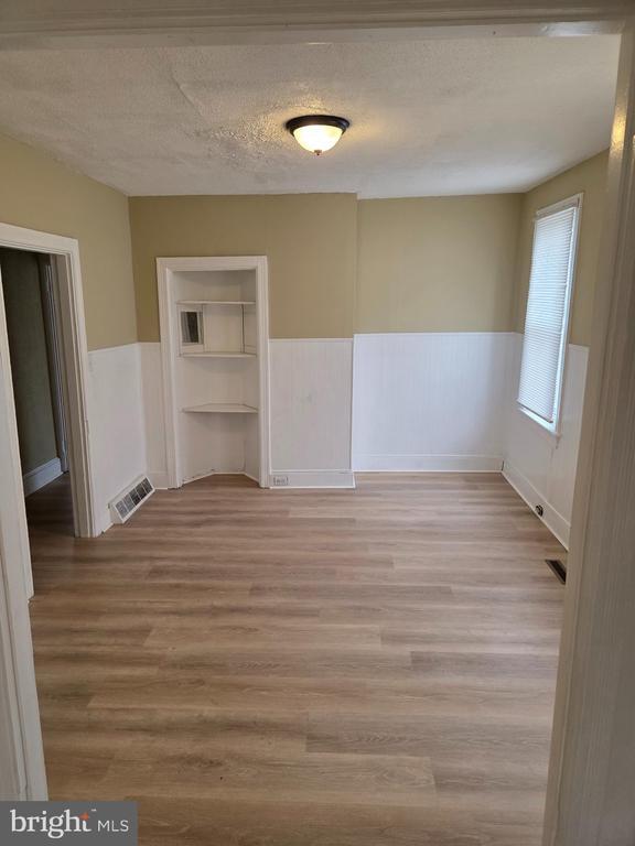 Building Photo - 649 Bordentown Rd