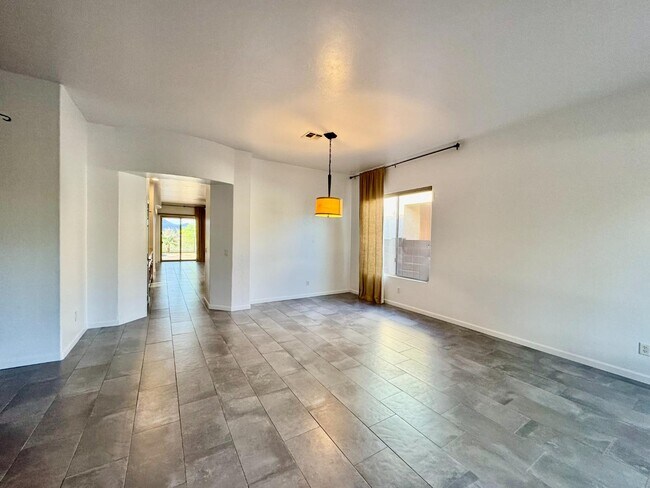 Building Photo - 13743 N High Mountain View Pl