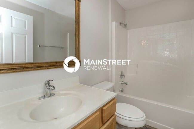 Building Photo - 3 Bedroom Pet-Friendly Home in St. Cloud, FL with Main Street Renewal