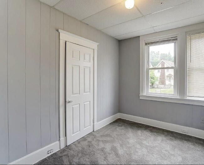 Building Photo - 97 Ehrman Ave