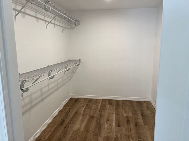 Building Photo - 217 Bay St NW