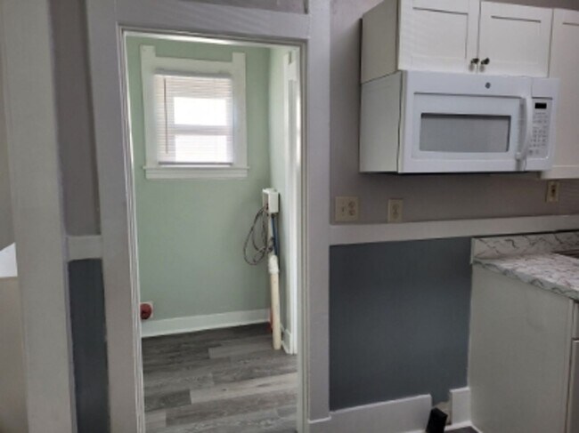 Building Photo - 40212