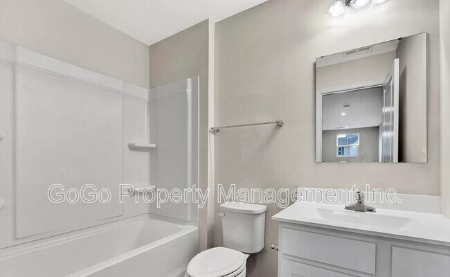 Building Photo - 8 Torrington Dr