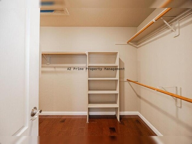 Building Photo - 9603 S 51st St