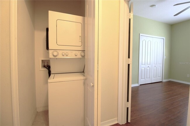 Building Photo - 10832 Savannah Wood Ct