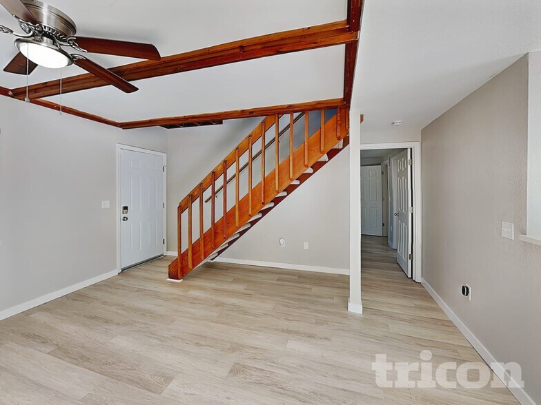 Building Photo - 2852 Nassau St