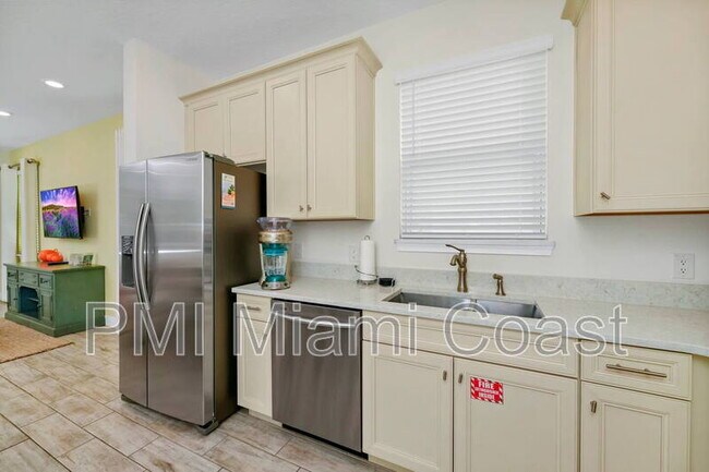 Building Photo - 2960 Salted Rim Rd