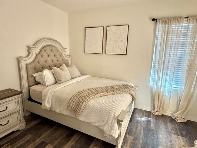 Building Photo - 1780 Walnut Crk Dr