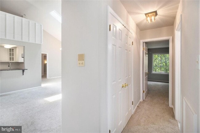 Building Photo - 1807 Mountainview Dr