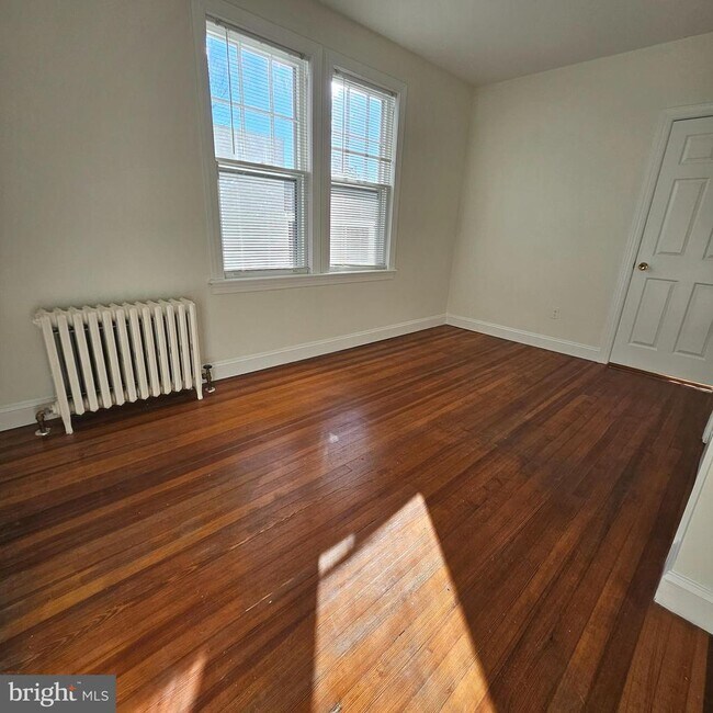 Building Photo - 5338 42nd St NW