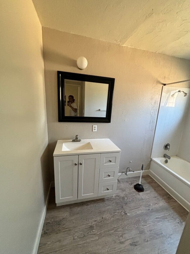 Building Photo - 7444 Tiara Way