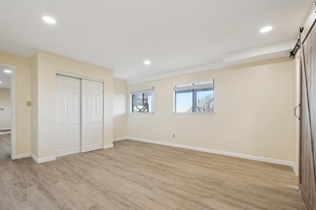 Building Photo - 21009 Fawn Ridge Dr