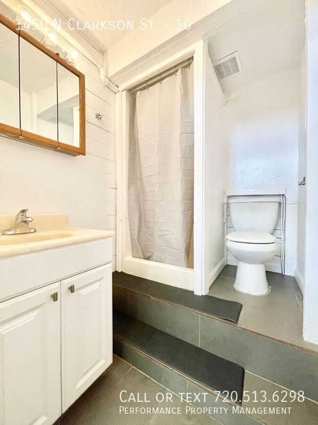 Building Photo - 1450 N Clarkson St