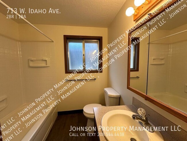 Building Photo - Affordable 2 Bedroom Apartment in Central ...