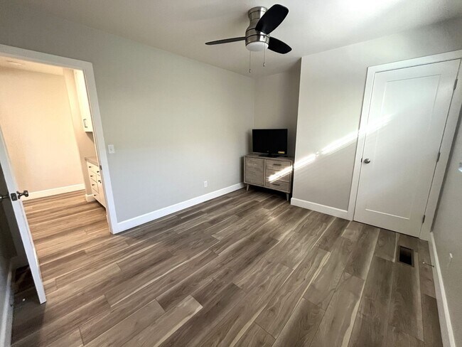 Building Photo - Remodeled, 2BD/2BA Duplex w/ Sunset Views: Fenced Yard, Garage, Steps to Beach & Downtown Encinitas